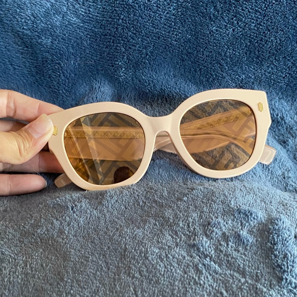 SOLD Fendi Pink Nude Logo Cat Eye Sunglasses